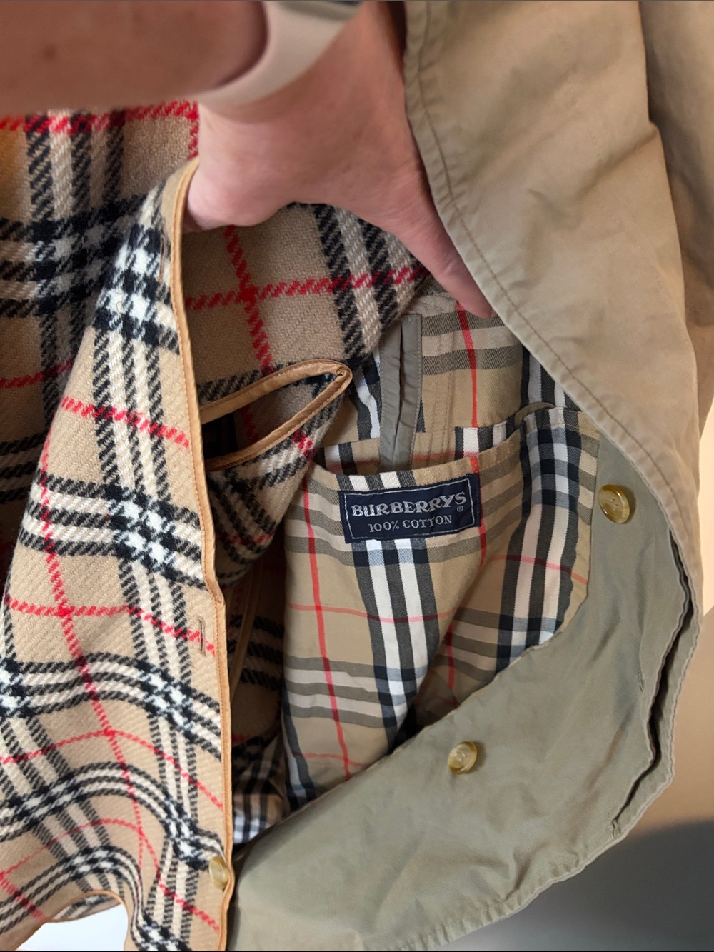 Vintage Burberry OliveGreen/Tan Trench Coat With Removable Wool Lining - Picture 9 of 16